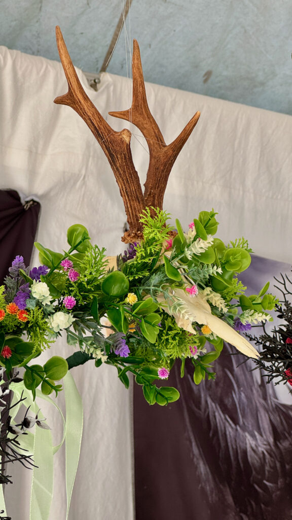 Handgefertigtes Holz-Unikat von DiBiSKreativ – Mittelalter & Fantasy